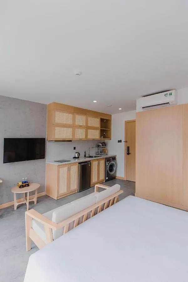 Hotel apartamentowy Shi House By Haviland Da Nang